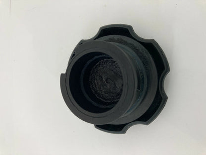 2000-2011 CHEVROLET IMPALA SEDAN 4-DR 3.4L 12V ENGINE OIL FILLER CAP LID OEM