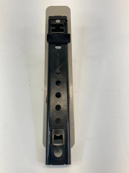 2009-2012 FORD FLEX FRONT LEFT OR RIGHT SEAT BELT HEIGHT ADJUSTER SLIDE OEM