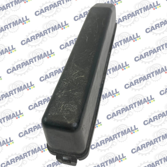 04-12 Mitsubishi Galant 2.4L AT Engine Relay Box Compartment Cover Cap MR502417