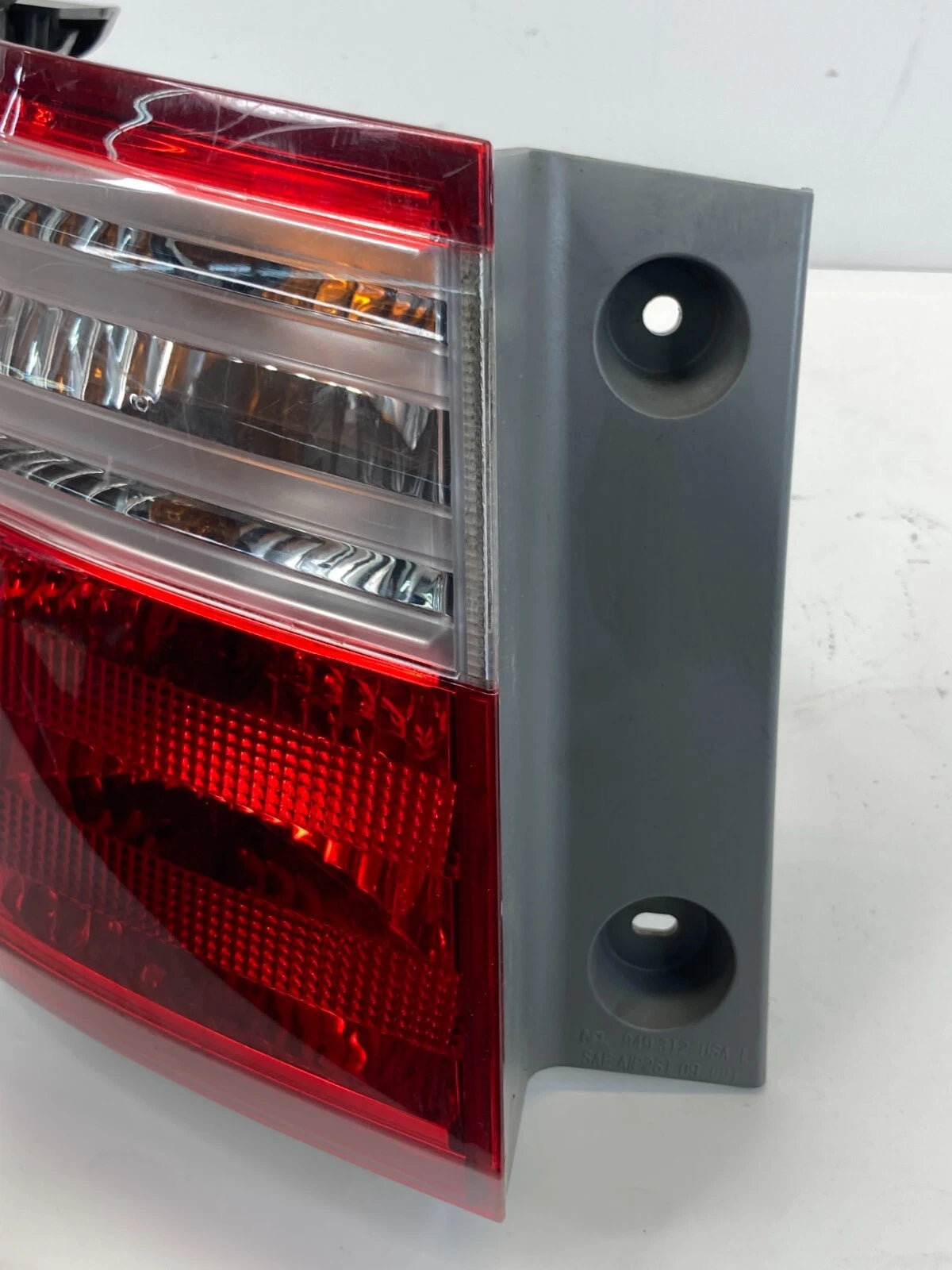 2011-2013 HONDA ODYSSEY LEFT DRIVER OUTER TAIL LIGHT TAILLIGHT TAILLAMP 949-312
