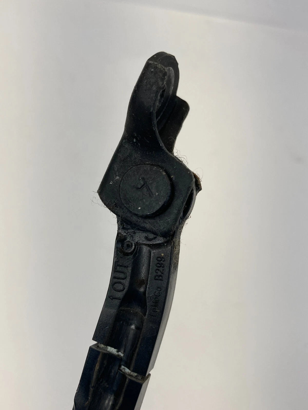 2011-2019 FORD FIESTA REAR RIGHT SIDE DOOR CHECK STOP STOPPER DETENT STRAP OEM