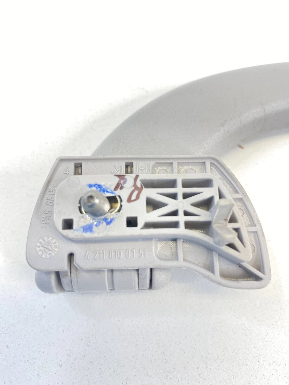 2003-2006 MERCEDES BENZ E500 REAR LEFT INNER ROOF GRAB GRIB HANDLE A2118100151