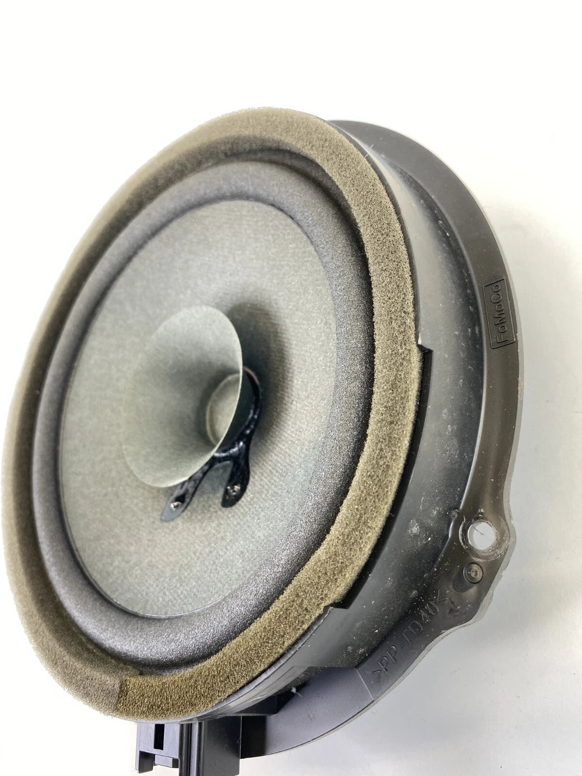 2011-2019 FORD FIESTA REAR RIGHT SIDE DOOR AUDIO SOUND SPEAKER 8A6T-18808-CC OEM