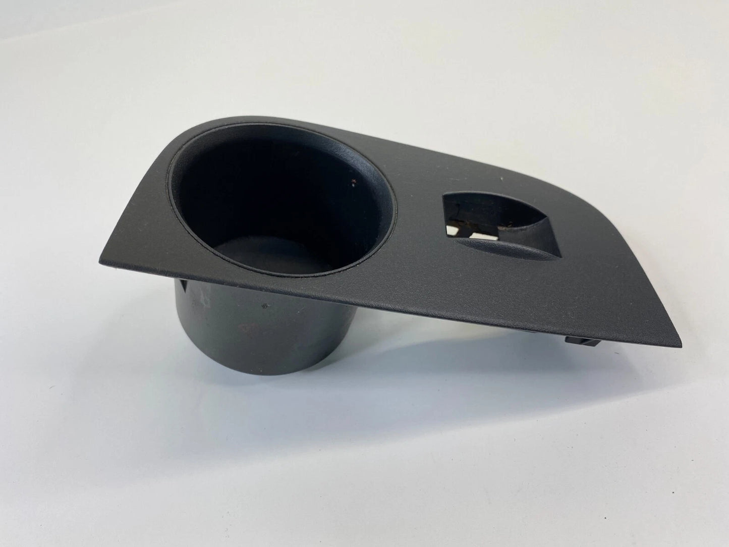 2009-2012 CHEVROLET TRAVERSE REAR RIGHT WINDOW SWITCH BEZEL TRIM 20817823 OEM