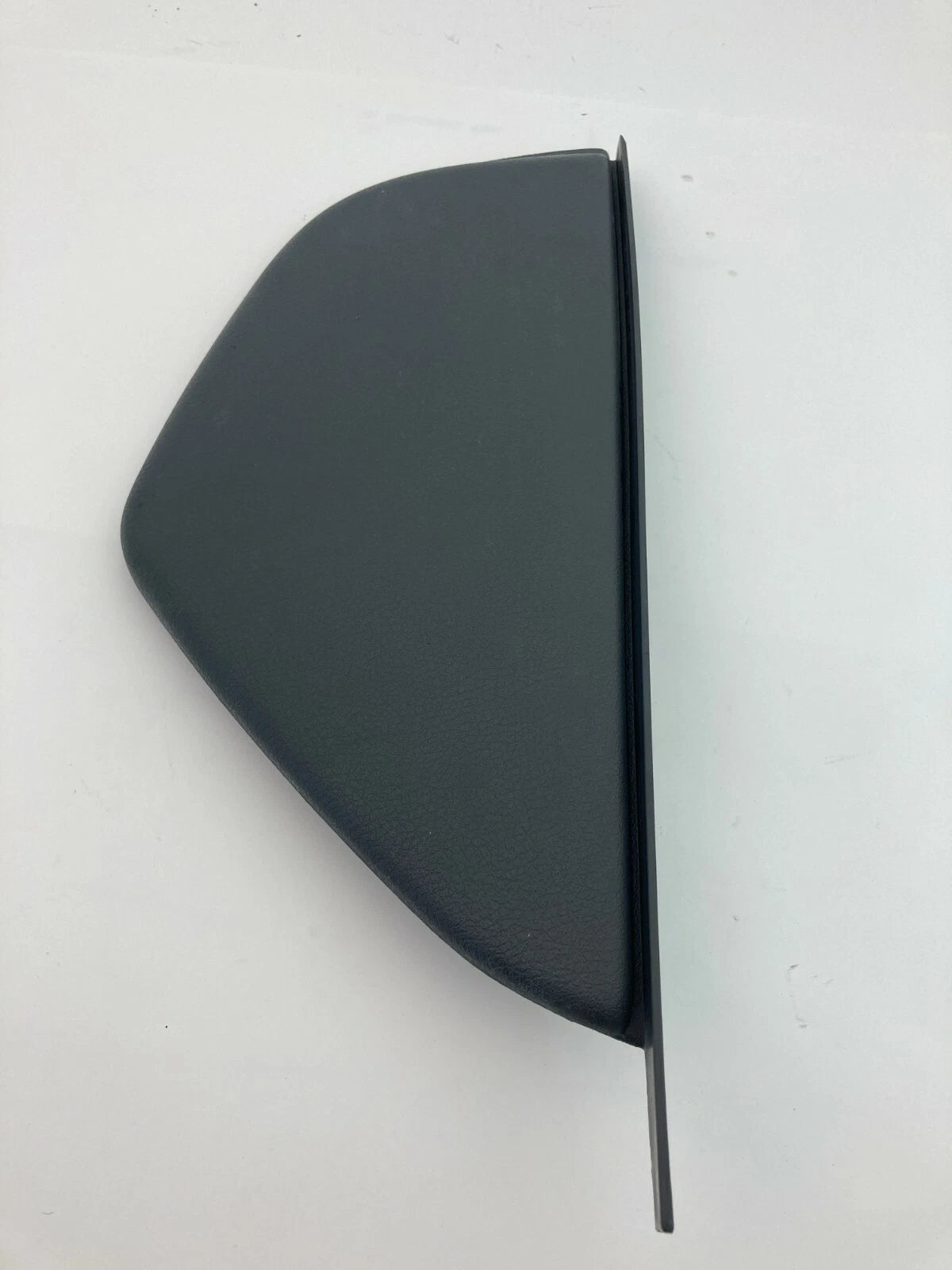 2005-2009 DODGE DURANGO RIGHT PASSENGER SIDE DASH END CAP COVER BEZEL TRIM OEM