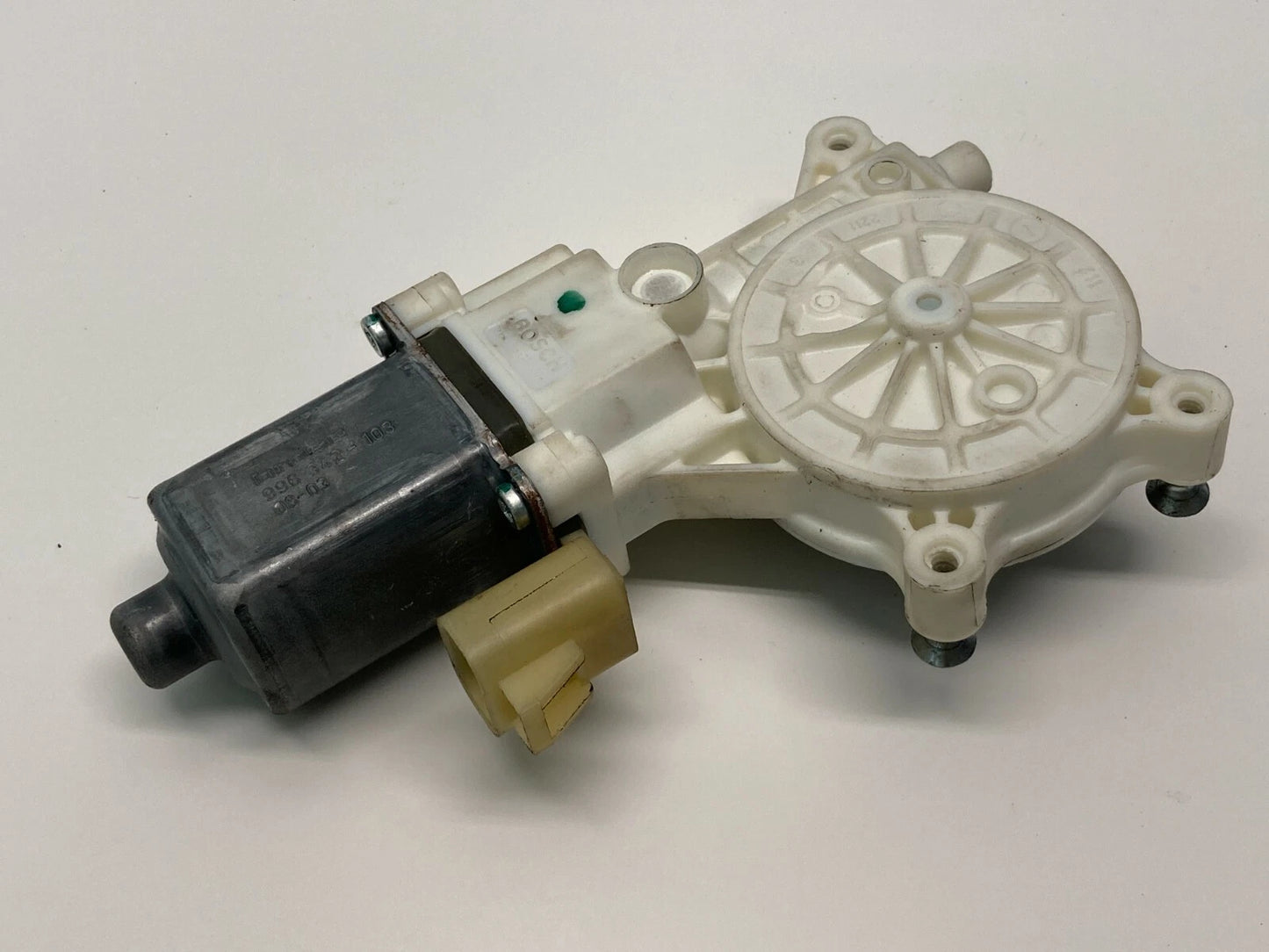 07-09 SATURN AURA 08-12 MALIBU FRONT RIGHT SIDE DOOR WINDOW MOTOR 0130822249 OEM