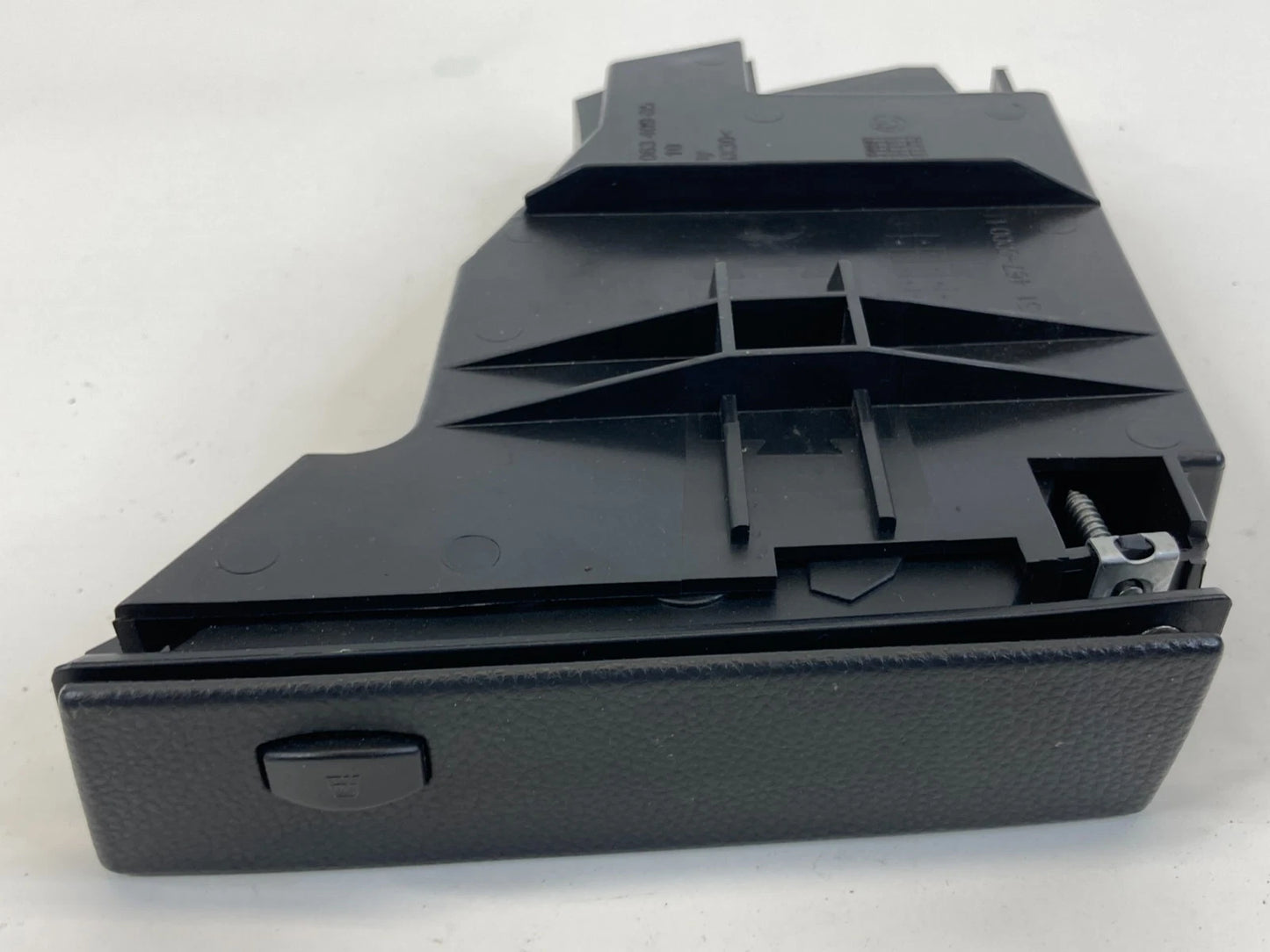 04-07 BMW 525I 530I DASH LEFT DRIVER INSERT CUP HOLDER CUPHOLDER 51457063409 OEM