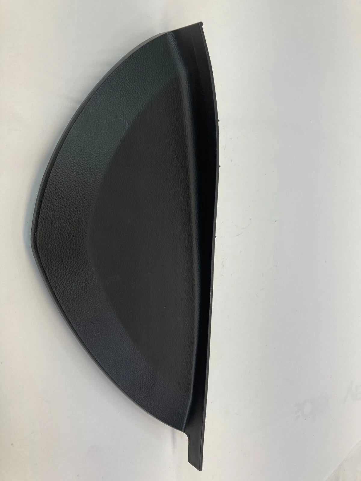 2008-2010 SATURN VUE FRONT RIGHT SIDE DASH PANEL SIDE END COVER TRIM 96835002