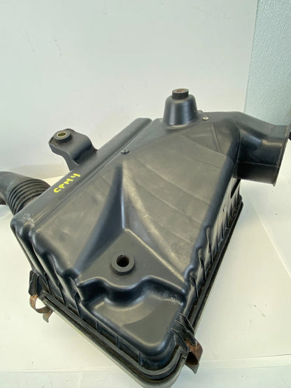 98-02 ISUZU TROOPER 3.5L AIR FILTER CLEANER BOX HOUSING INTAKE HOSE 897160669