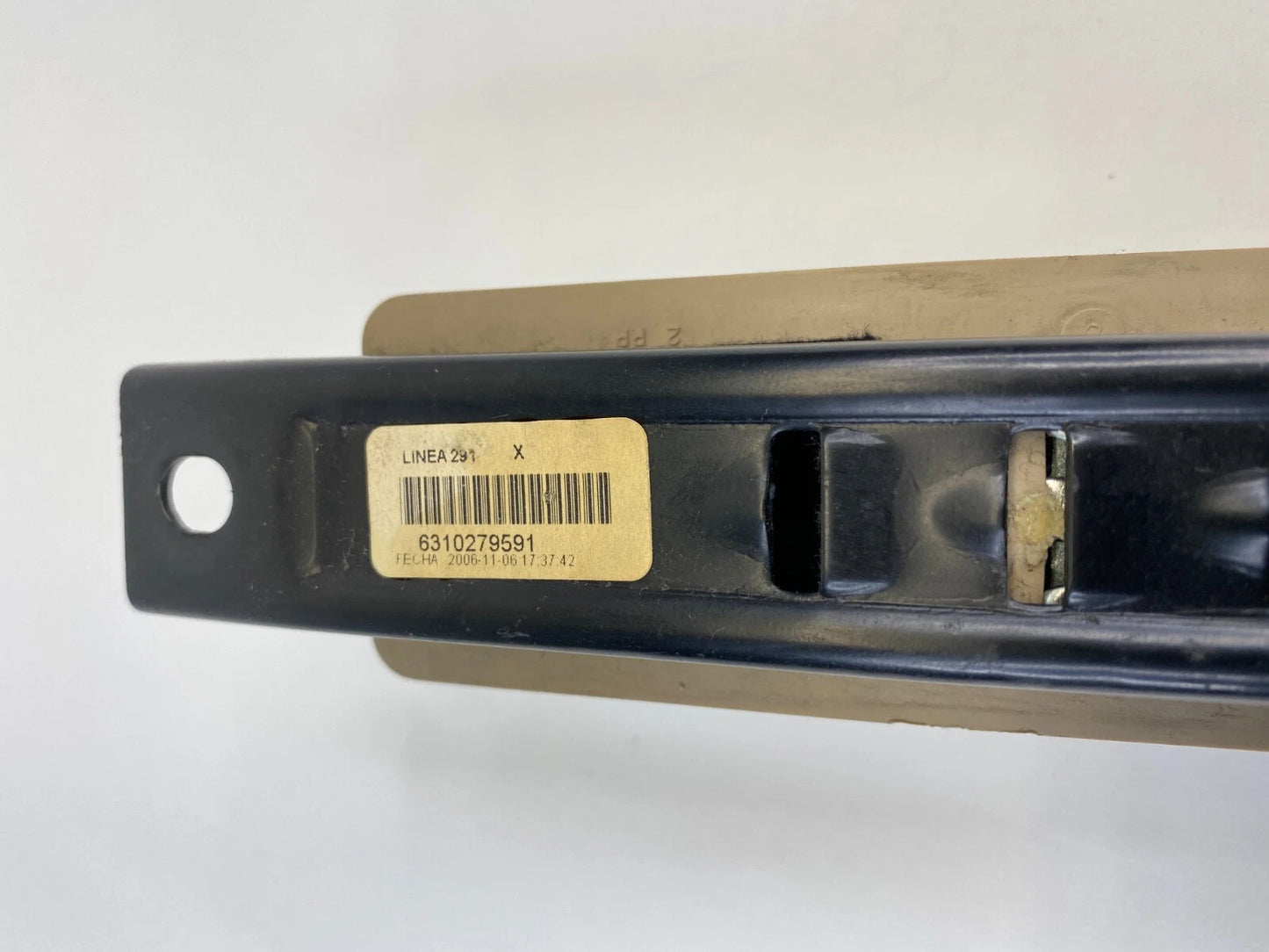 2003-2007 HONDA ACCORD SEDAN FRONT LEFT DRIVER SEAT BELT HEIGHT ADJUSTER OEM