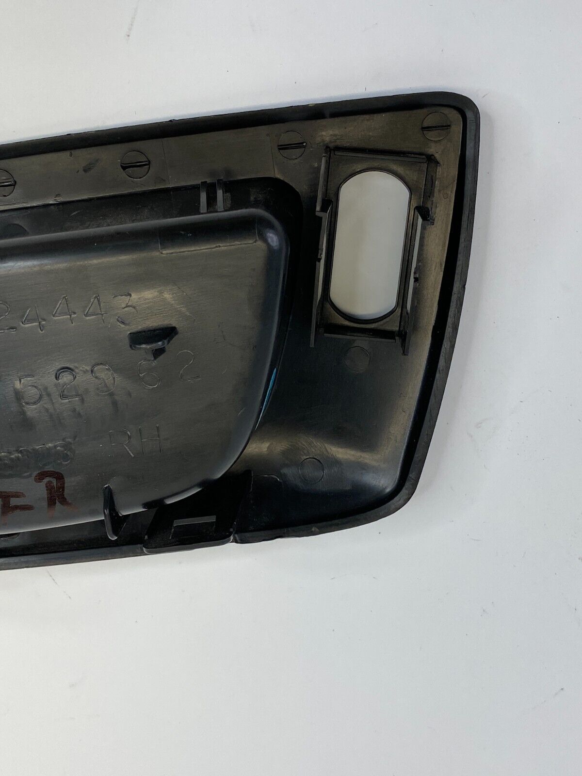 2006 Cadillac SRX Front Right Side Interior Door Handle Bezel Trim 15824443 OEM