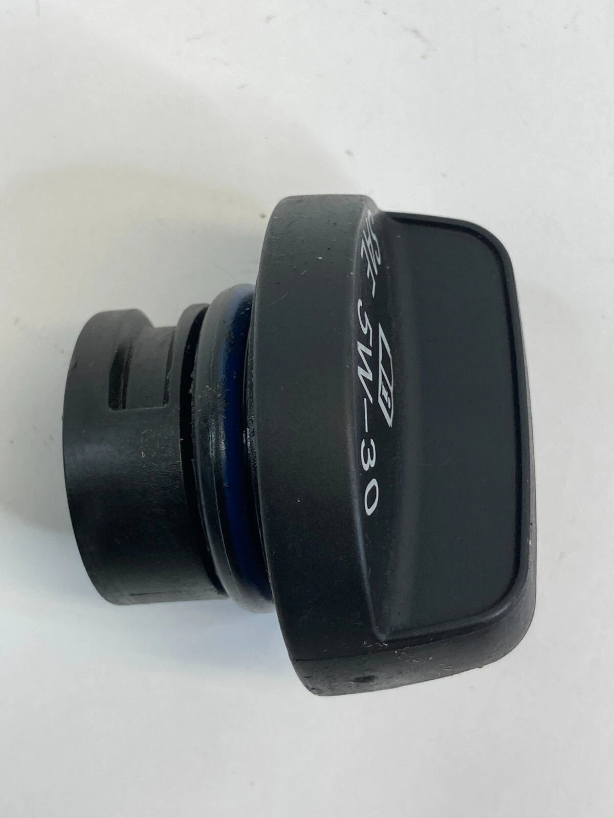 2002-2010 SATURN VUE 2.4L ENGINE OIL FILLER FLUID CAP LID COVER SAE 5W-30 OEM