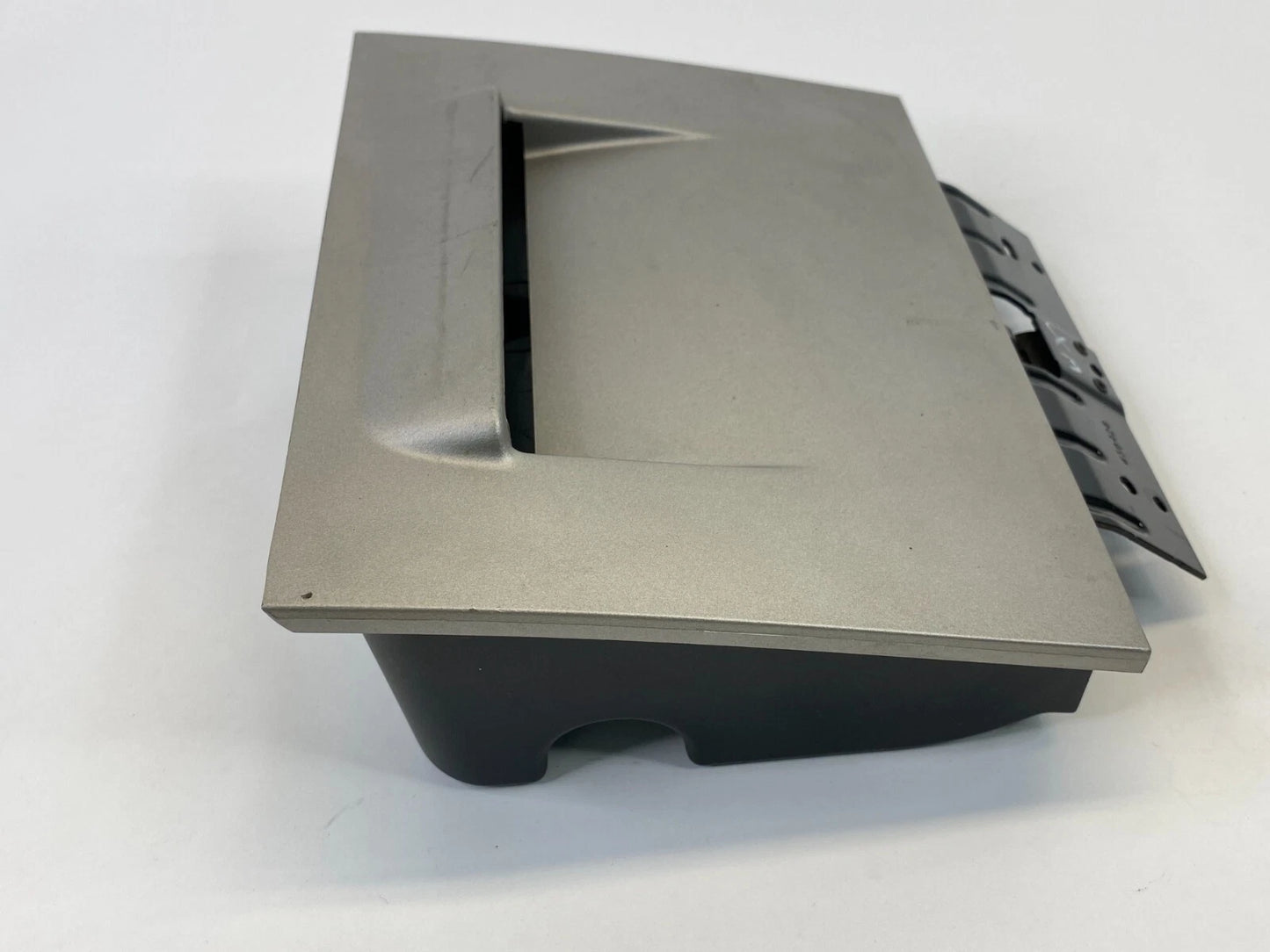 2003 2004 2005 2006 LINCOLN NAVIGATOR REAR CENTER CONSOLE CUP HOLDER CUPHOLDER