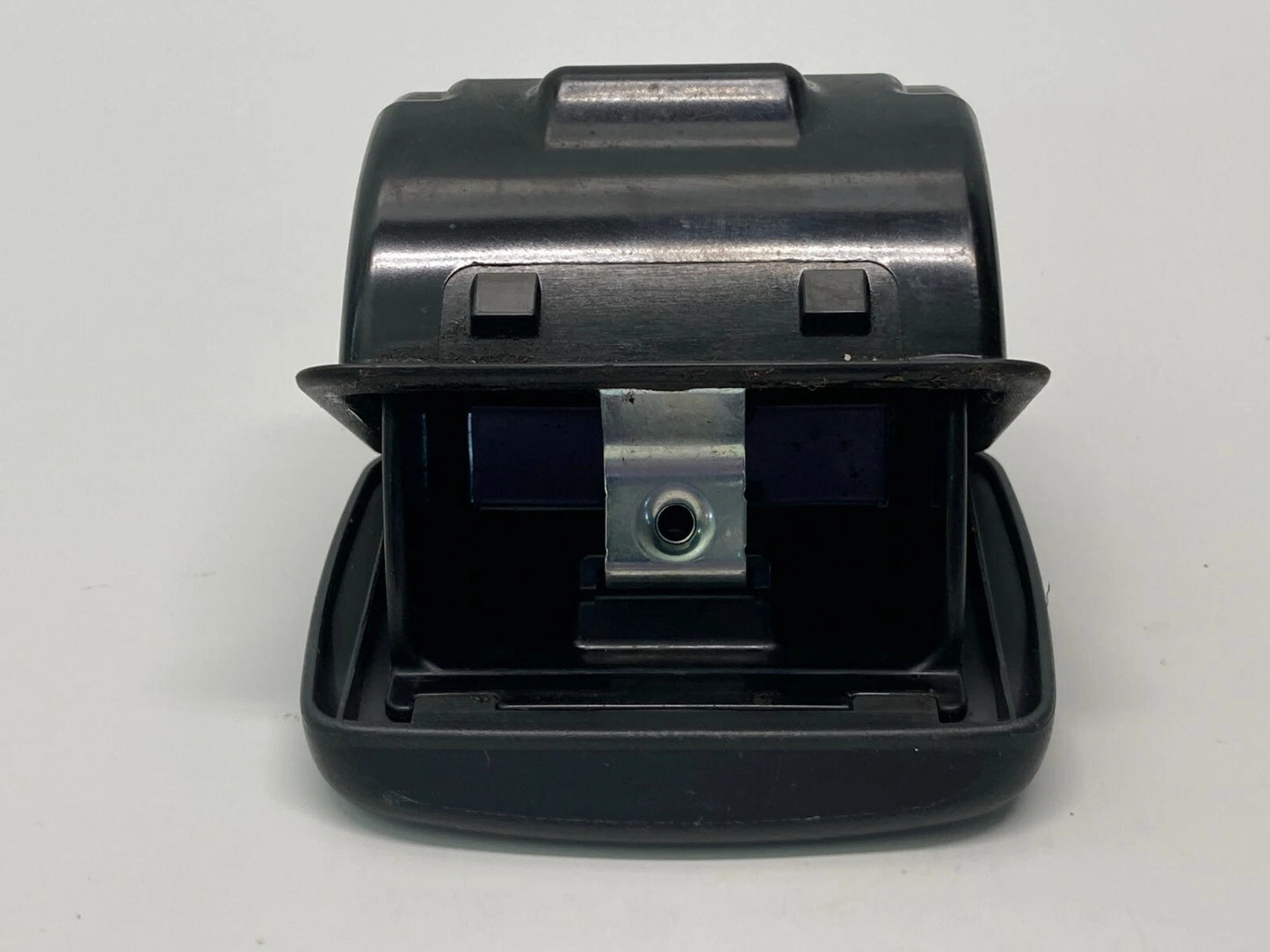 2005 2006 2007 SUZUKI AERIO REAR CENTER CONSOLE ASHTRAY ASH TRAY OEM