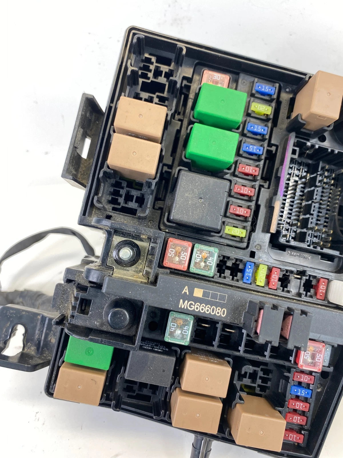 2013-2016 KIA OPTIMA 2.4L FWD ENGINE COMPARTMENT JUNCTION FUSE RELAY BOX ASSY