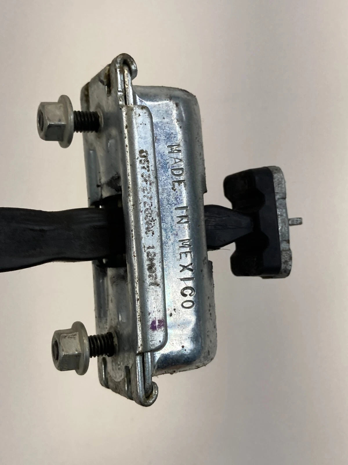 2013-2020 FORD FUSION REAR LEFT SIDE DOOR CHECK STOPPER DETENT DS73F27200AC OEM