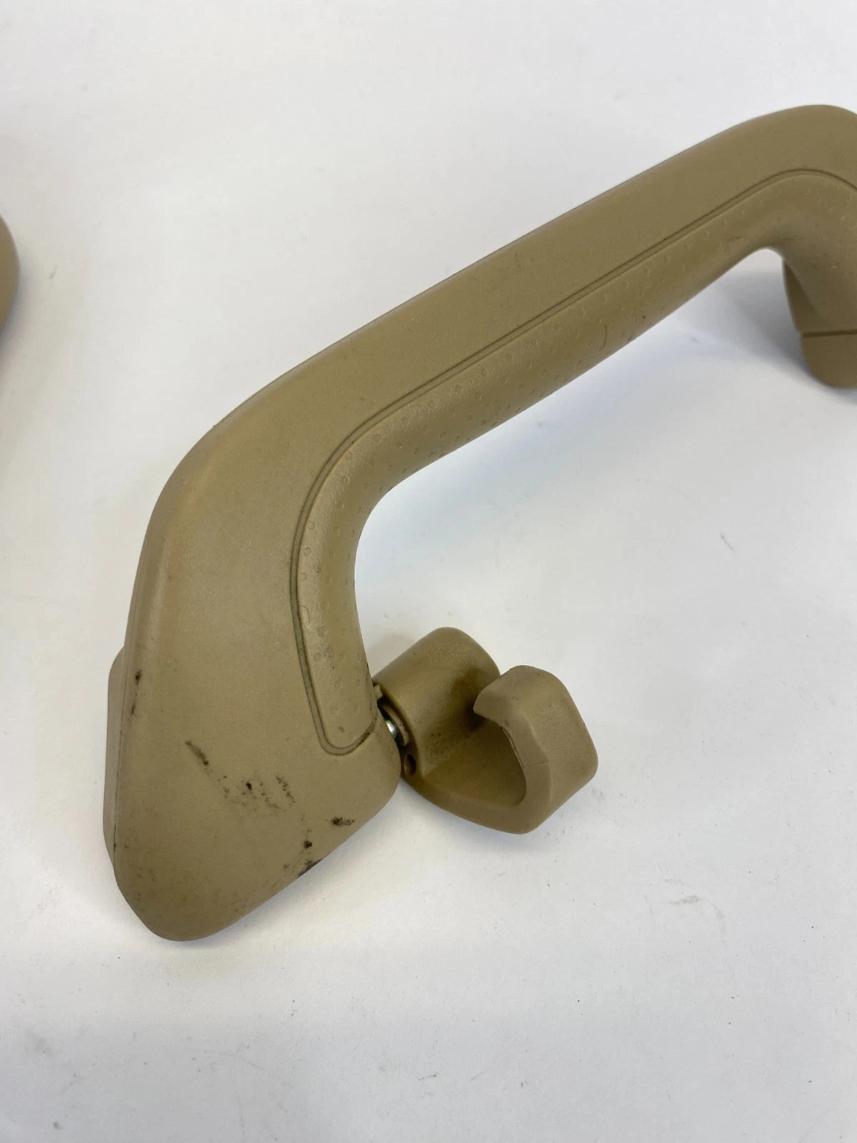 2005-2007 HONDA ODYSSEY INTERIOR REAR ROOF GRAB HANDLE BAR PAIR SET BEIGE OEM