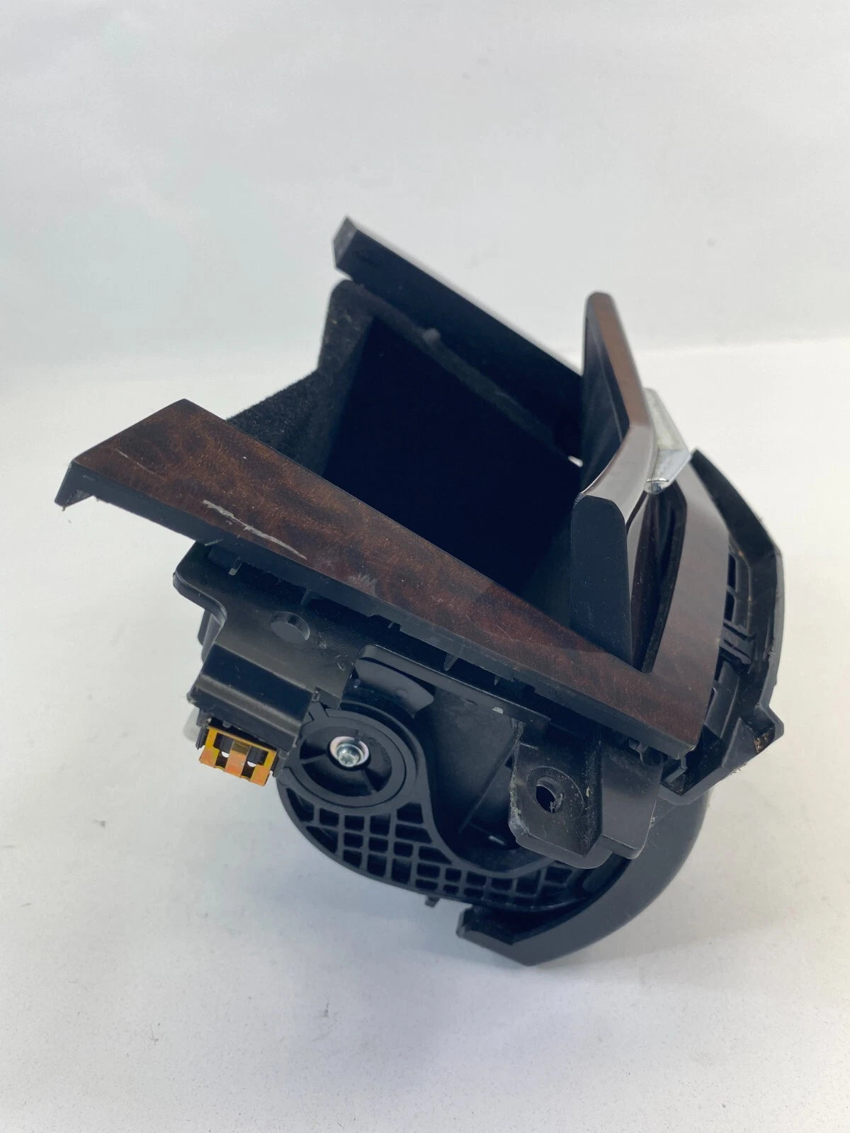 10-16 CADILLAC SRX DASH INSTRUMENT PANEL CENTER STORAGE COMPARTMENT 20872037 OEM