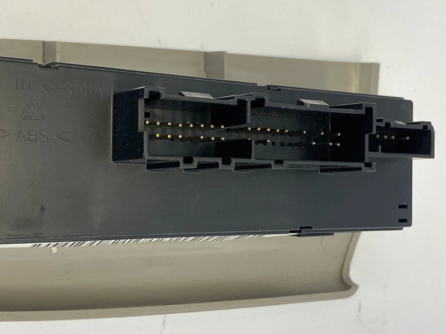 2002-2005 CHEVY TRAILBLAZER DRIVER LEFT MASTER POWER WINDOW SWITCH OEM 15114241