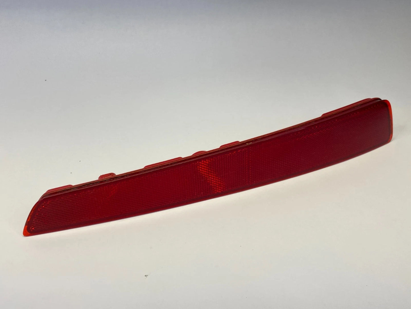 2009-2011 ACURA TL REAR LEFT SIDE BUMPER REFLECTOR MARKER LIGHT LAMP RED OEM