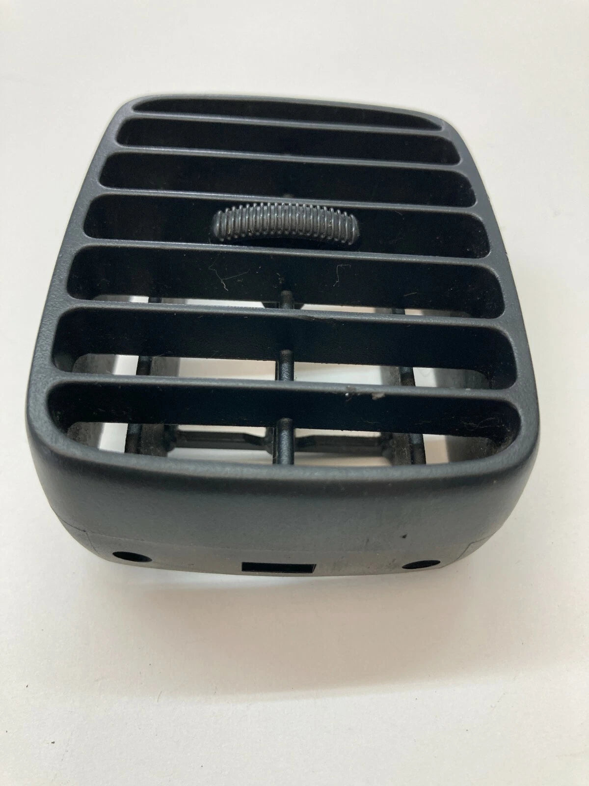 1996-1999 NISSAN PATHFINDER DASH FRONT RIGHT PASSENGER A/C AIR VENT OUTLET DUCT