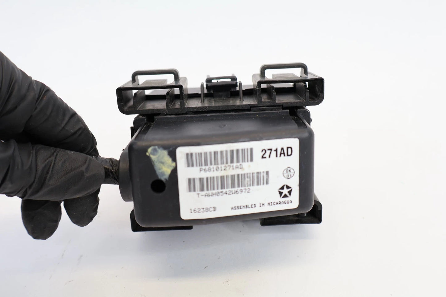 2011-2013 GRAND CHEROKE HEADLIGHT FUSE RELAY WIRING MODULE UNIT OEM 68101271AD