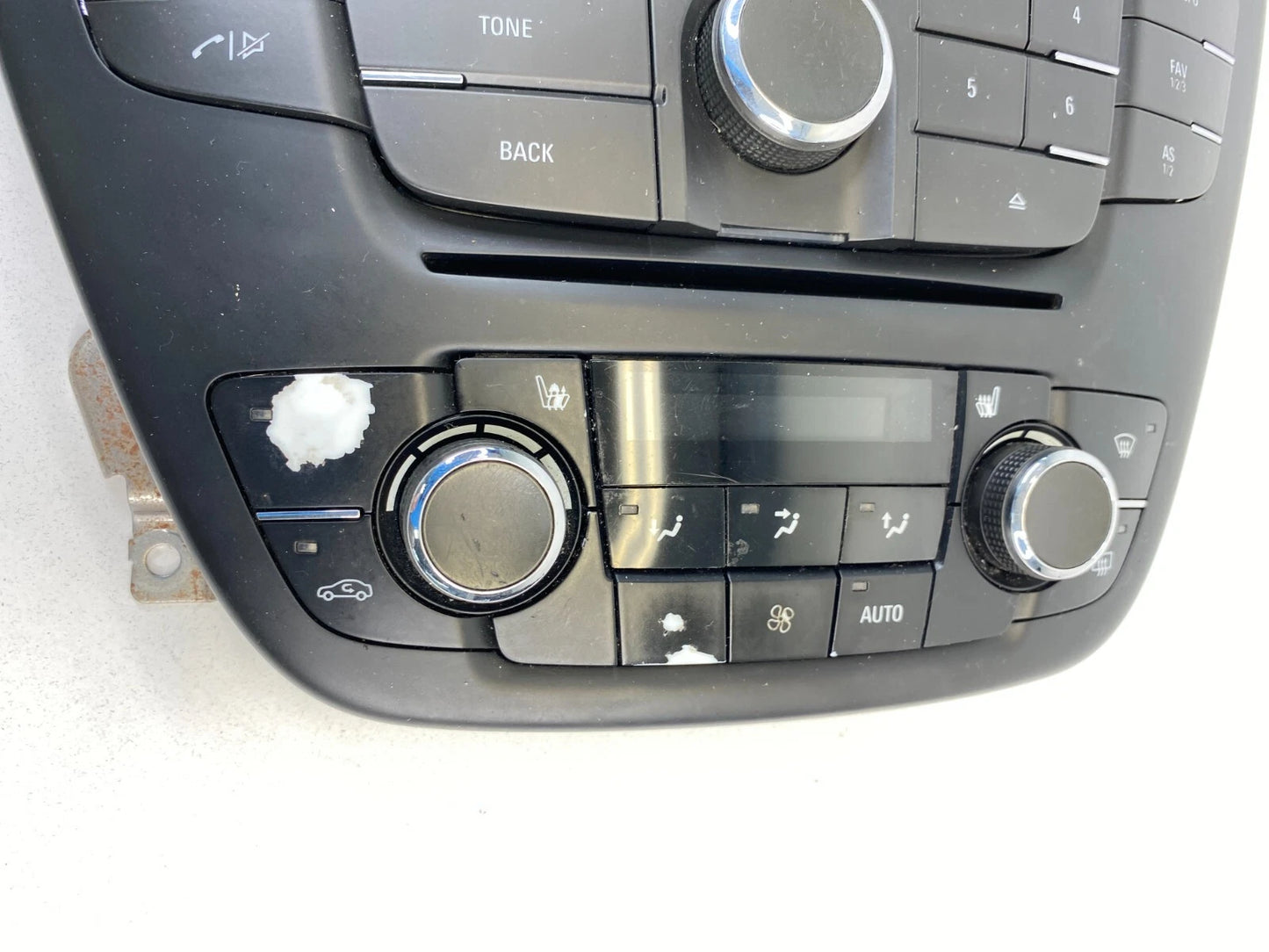 2011 2012 BUICK REGAL RADIO & CLIMATE CONTROL FACEPLATE BEZEL UNIT 13273259 OEM