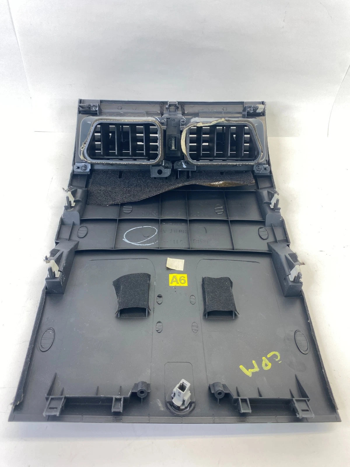 2003-2007 HONDA ACCORD CENTER DASH AIR VENT HAZARD SWITCH BEZEL 77270SDAL010 OEM