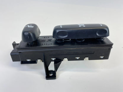 2004 2005 2006 LEXUS RX330 FRONT RIGHT SEAT ADJUSTMENT CONTROL SWITCH 18A188