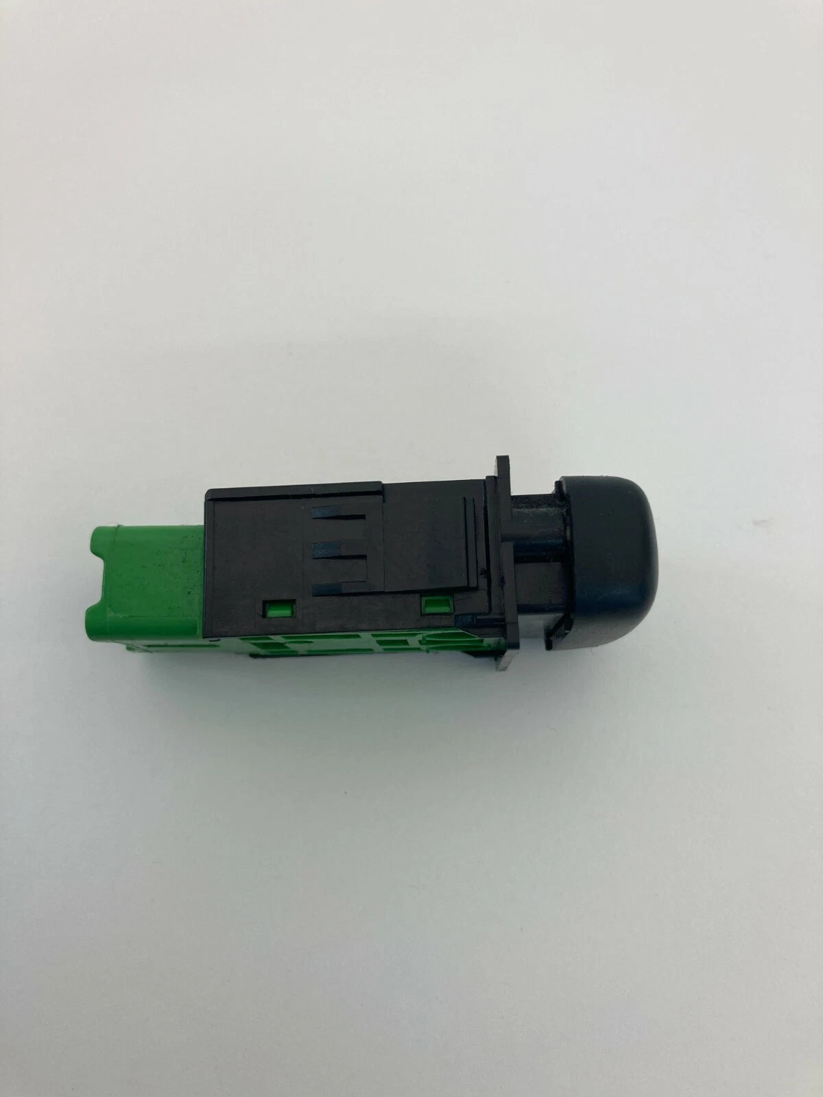 99-04 SUZUKI VITARA 99-02 GRAND VITARA HEATED MIRROR CONTROL SWITCH OEM