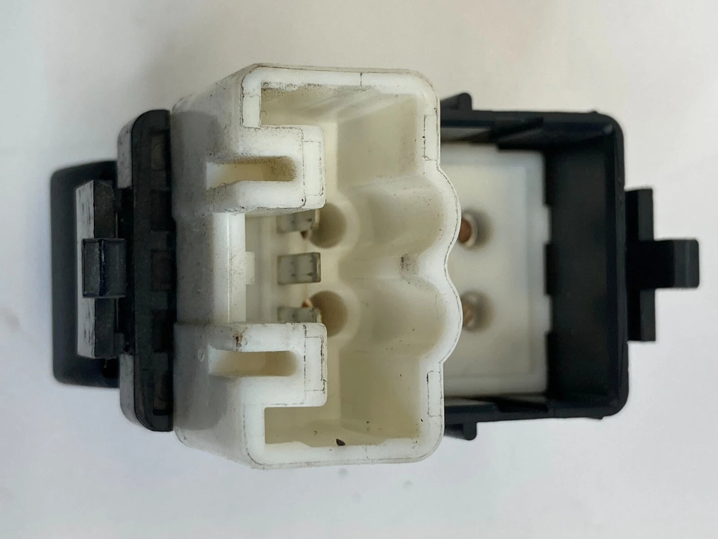 2005-2008 TOYOTA COROLLA REAR RIGTH SIDE POWER WINDOW SWITCH BUTTON OEM
