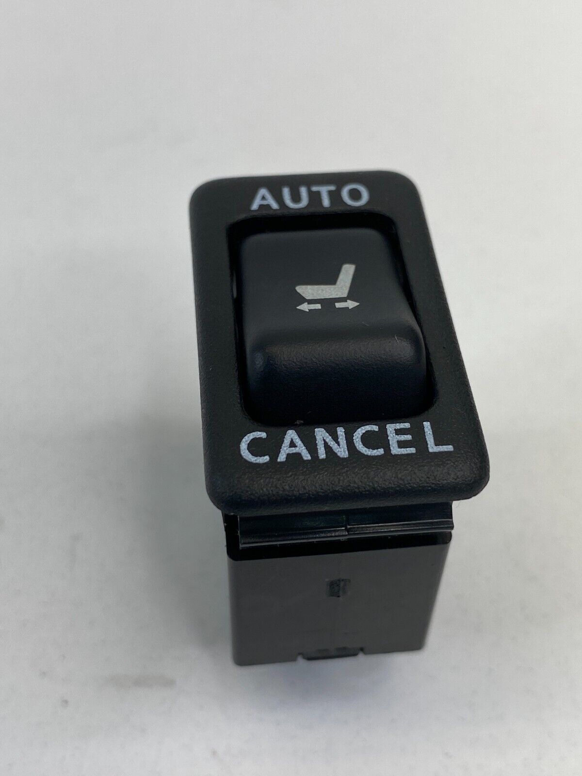 2001 2002 2003 Infiniti QX4 Power Memory Seat Control Switch OEM