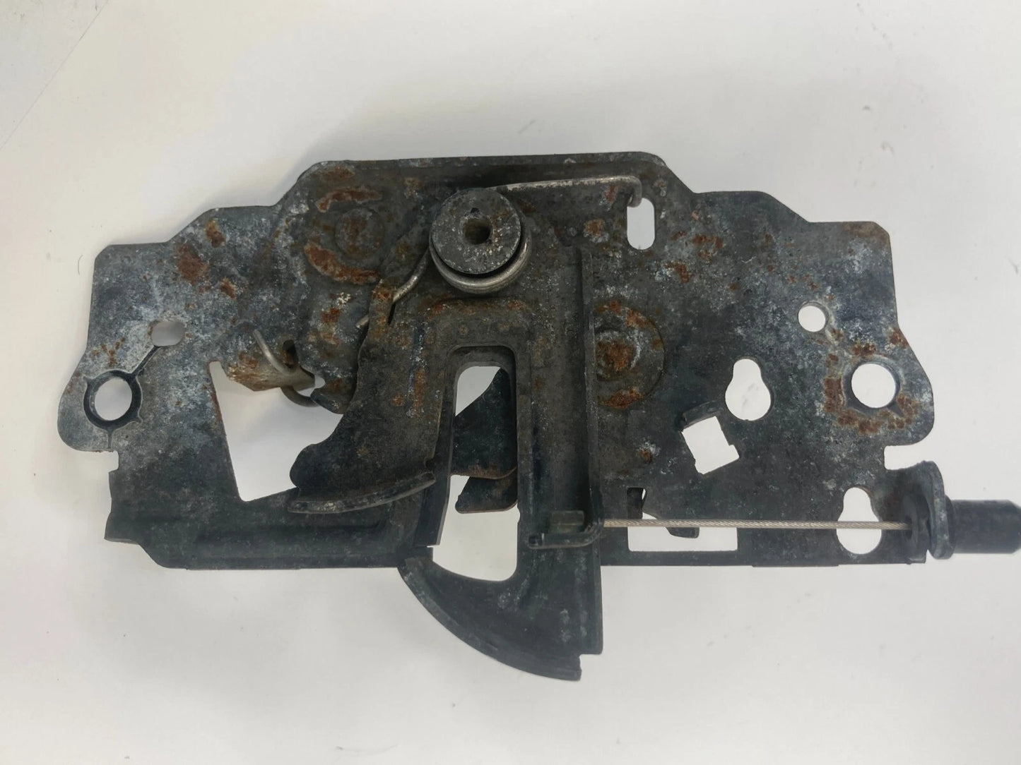 2013-2018 FORD FOCUS HOOD LOCK LATCH RELEASE ACTUATOR ASSEMBLY BM51-16A770