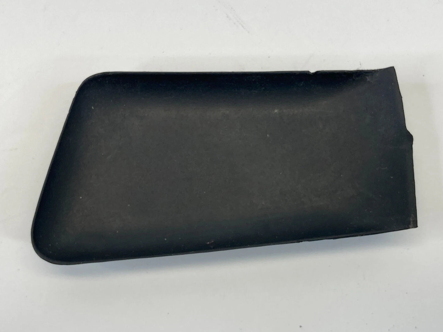 2011-2014 HYUNDAI SONATA FRONT LEFT INNER DOOR HANDLE SCREW CAP 82619-3S000 OEM