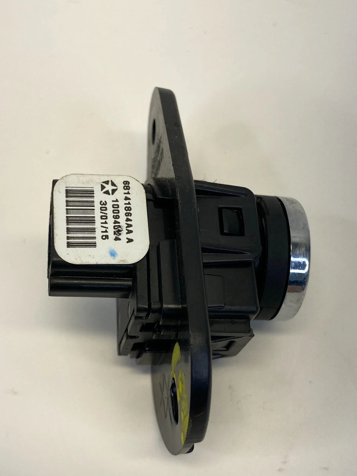 15-17 CHRYSLER 200 REAR LIFTGATE TRUNK RELEASE DECK LID SWITCH 68141864AA OEM