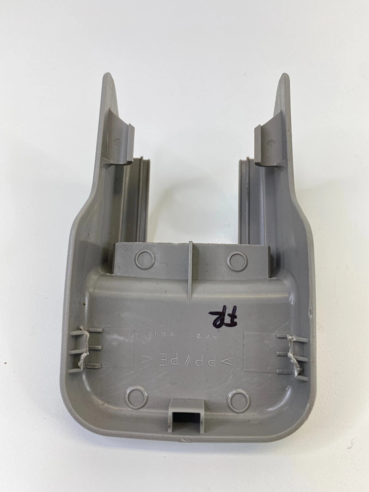 2002 2003 LEXUS ES300 FRONT RIGHT PASSENGER SIDE SEAT TRACK END COVER CAP OEM