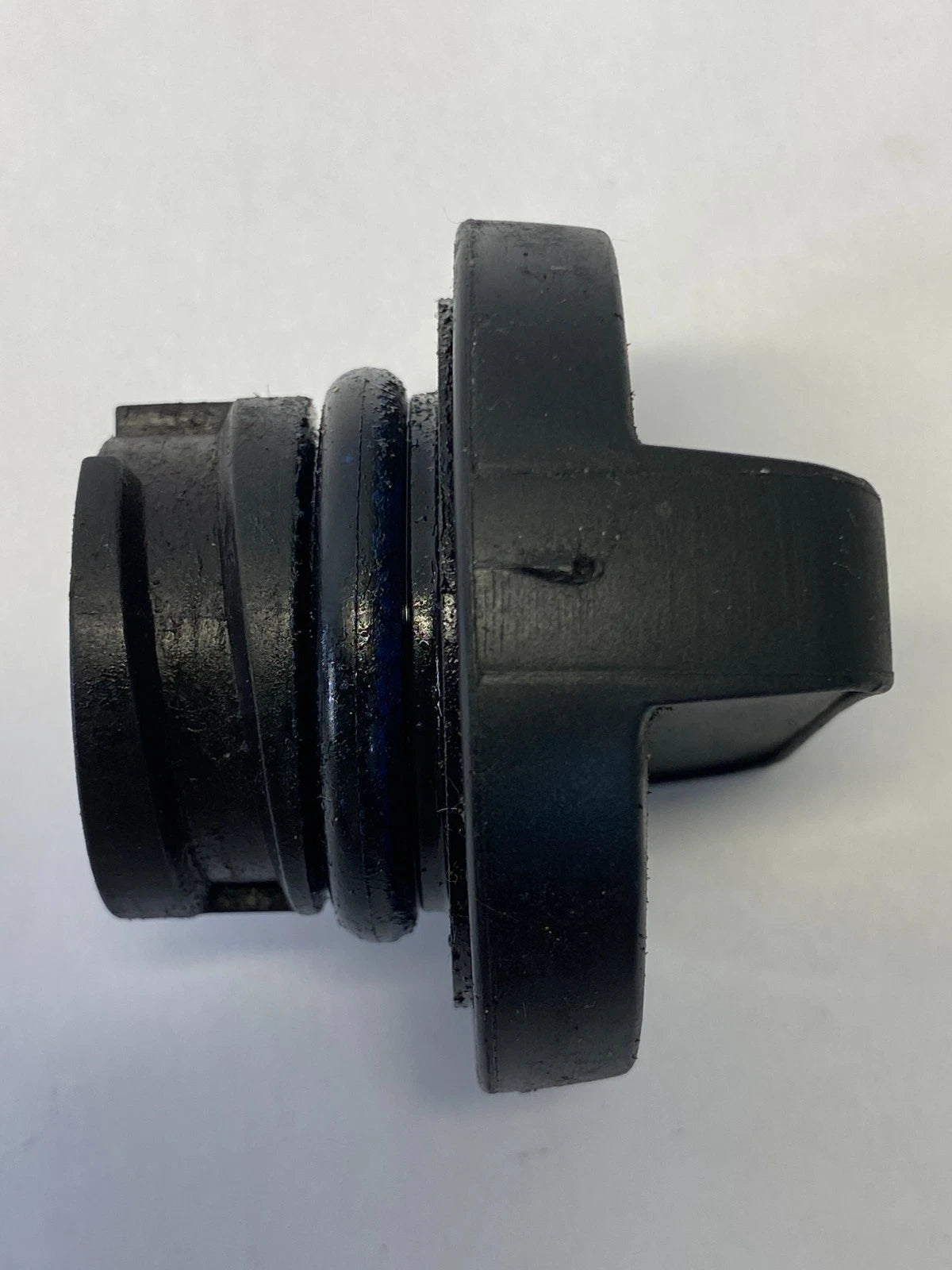 2011-2017 CHEVROLET EQUINOX 2.4L L4 ENGINE OIL FILLER CAP TOP COVER ASSY OEM
