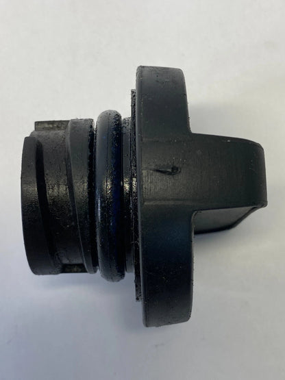 2011-2017 CHEVROLET EQUINOX 2.4L L4 ENGINE OIL FILLER CAP TOP COVER ASSY OEM