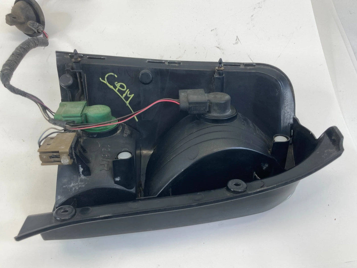 2005-2007 MERCURY MARINER REAR RIGHT SIDE TAILLIGHT TAIL LAMP 5E64-13B504-A OEM