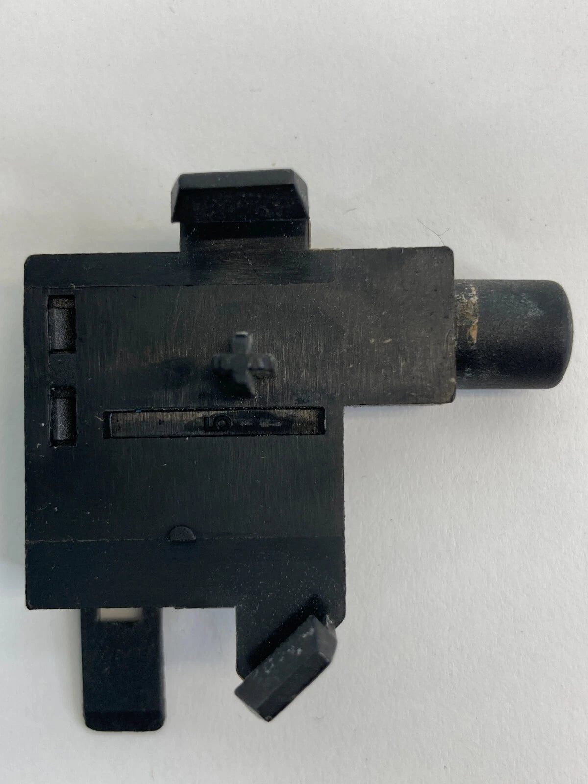2009-2017 VOLKSWAGEN TIGUAN GLOVE BOX LAMP PARKING BRAKE SWITCH SENSOR 1J0947561