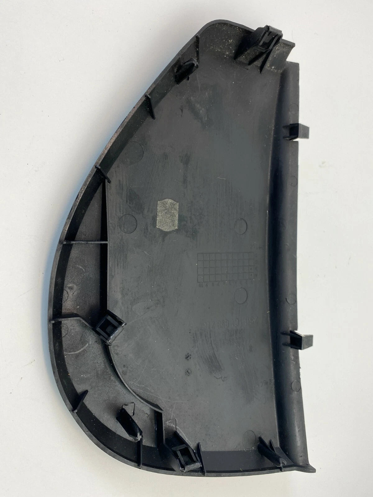 98-10 VW BEETLE DASH INSTRUMENT PANEL RIGHT SIDE END CAP COVER TRIM 1C1-858-248