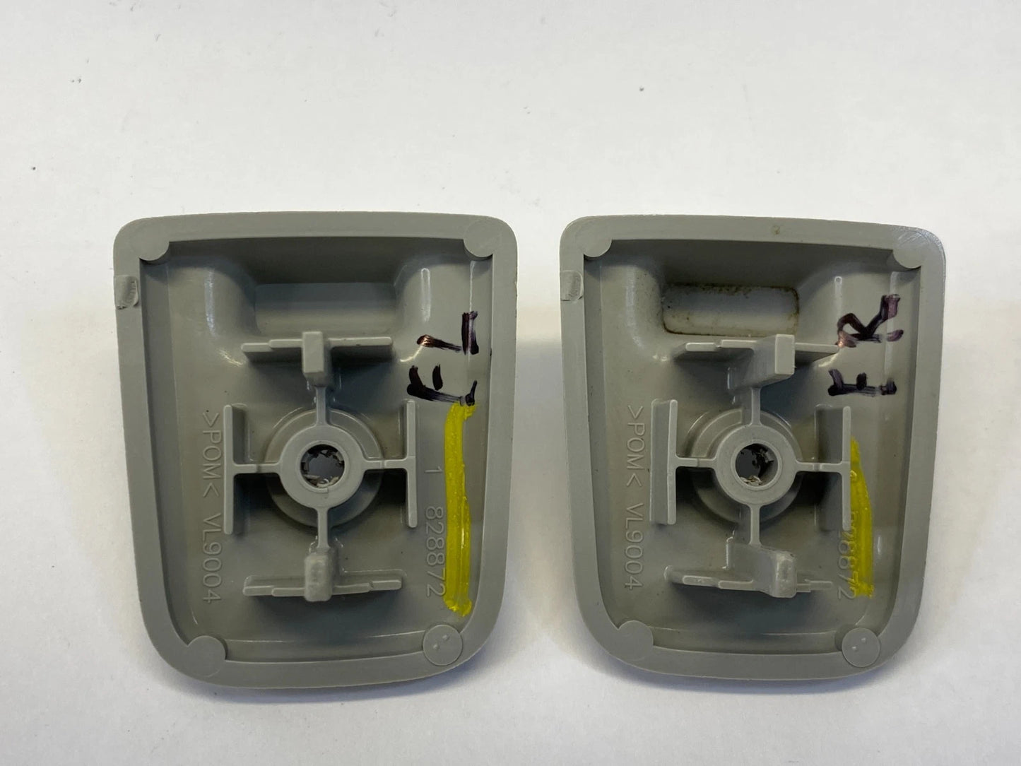 2002-2008 FORD F-150 SUNVISOR SUN VISOR CLIP HOLDER RETAINER SET OEM