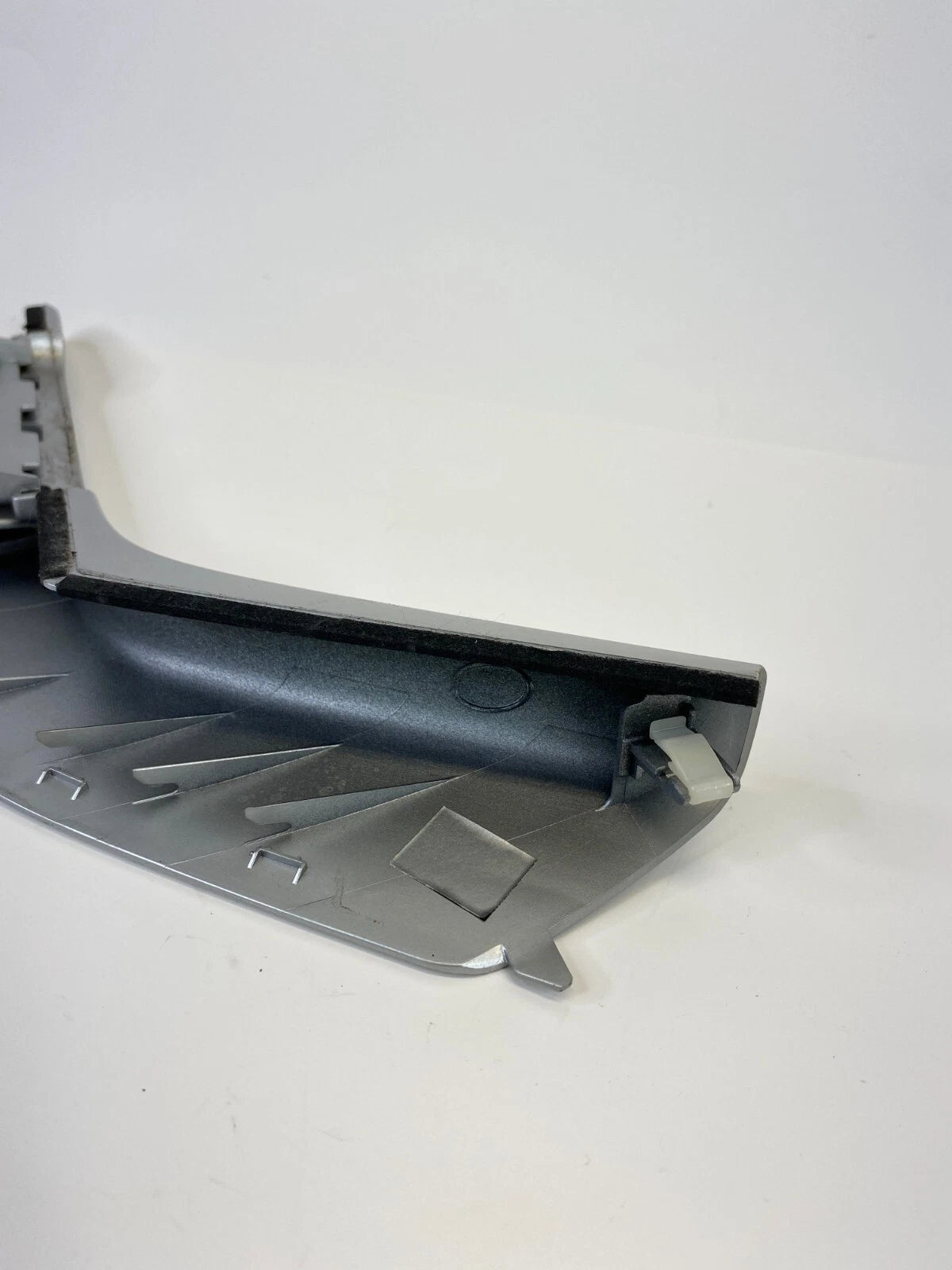 2007-2009 ACURA RDX CENTER CONSOLE FRONT LEFT SIDE COVER BEZEL TRIM MOLDING OEM