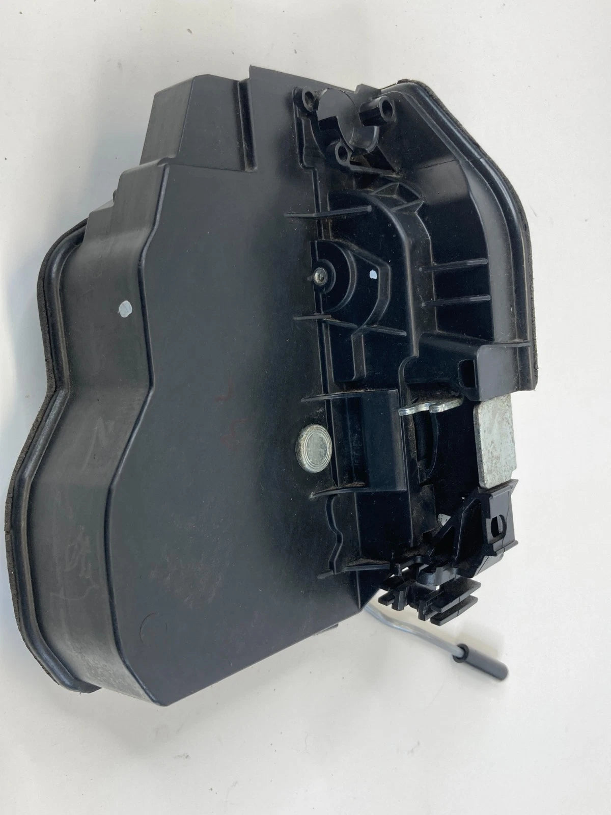 2009-2016 BMW 535XI DOOR LOCK LATCH MECHANISM REAR LEFT SIDE OEM FACTORY 7229459