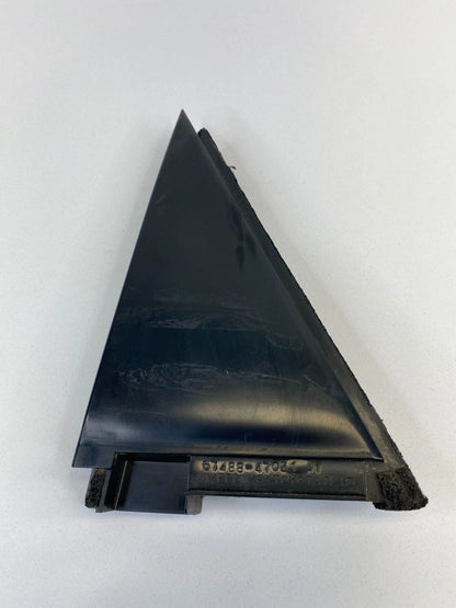04-09 TOYOTA PRIUS REAR LEFT SIDE DOOR INNER CORNER COVER TRIM 67488-47031 OEM