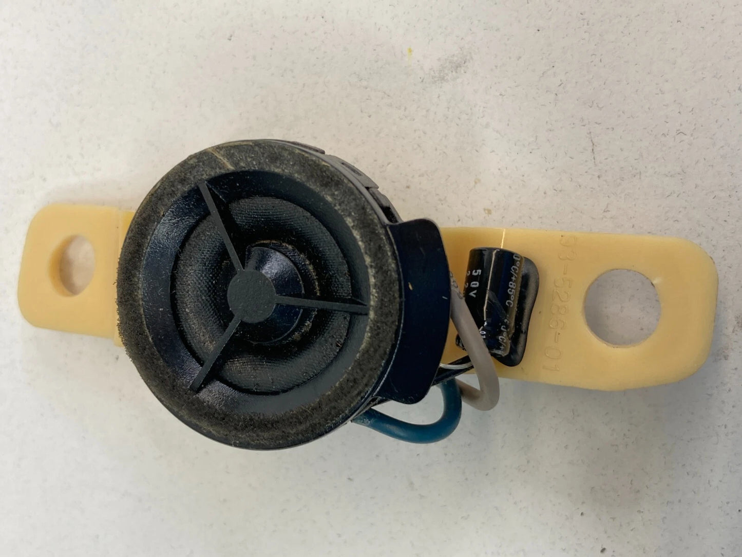 2006-2012 KIA SEDONA FRONT LEFT DRIVER SIDE A PILLAR SOUND SYSTEM TWEETER OEM