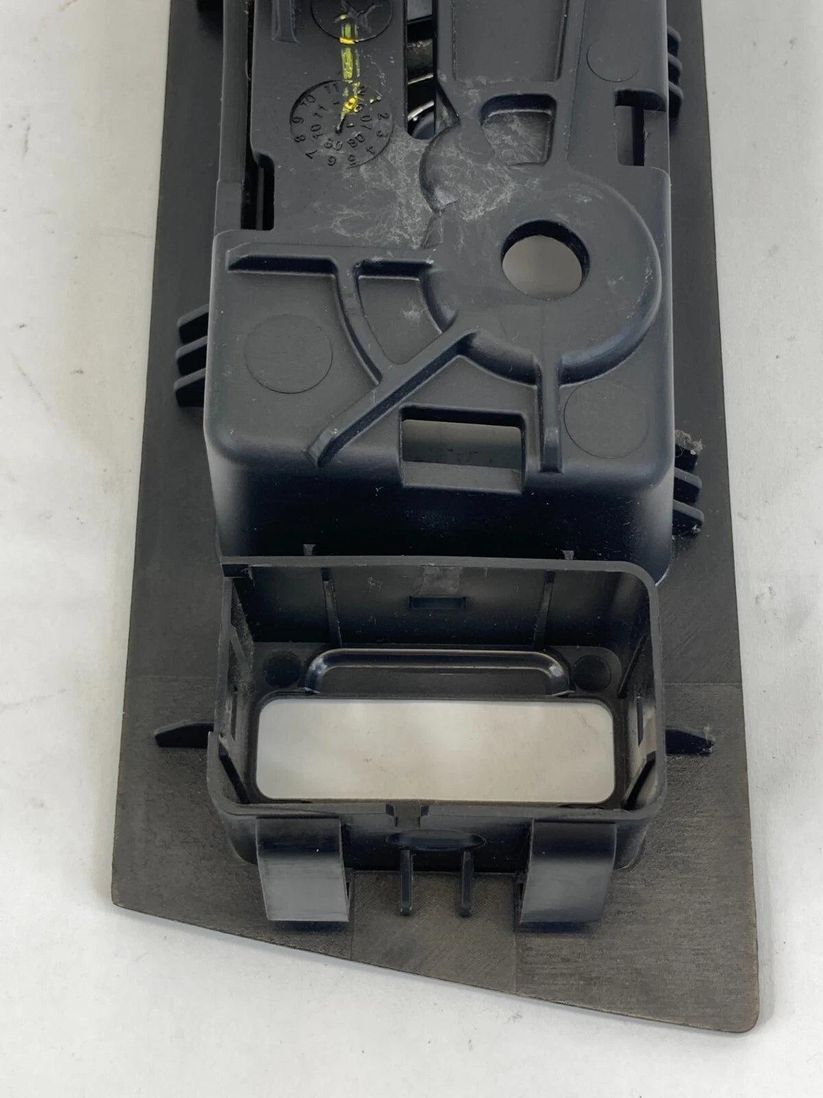 2008-2012 Ford Escape Front Right Side Interior Door Handle 8L84-7822600-A OEM