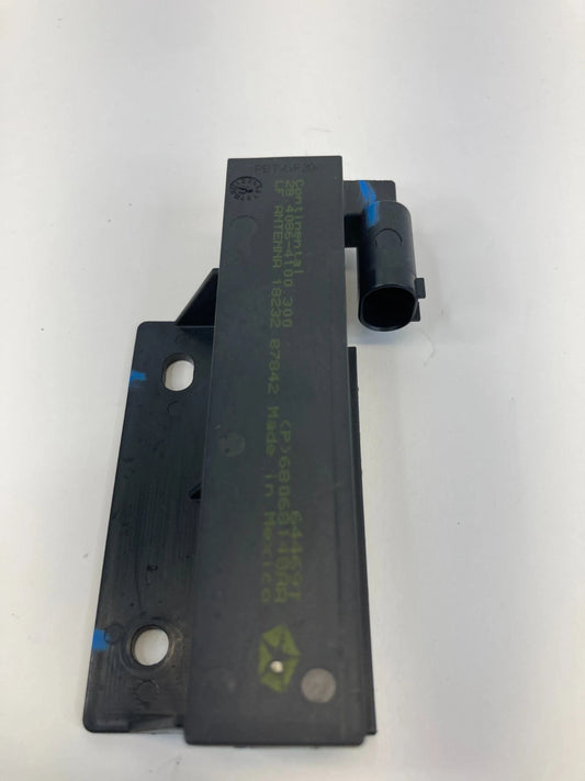 2011-2020 DODGE JOURNEY REAR KEYLESS ENTRY SMART ANTENNA RECEIVER OEM 68068148AA