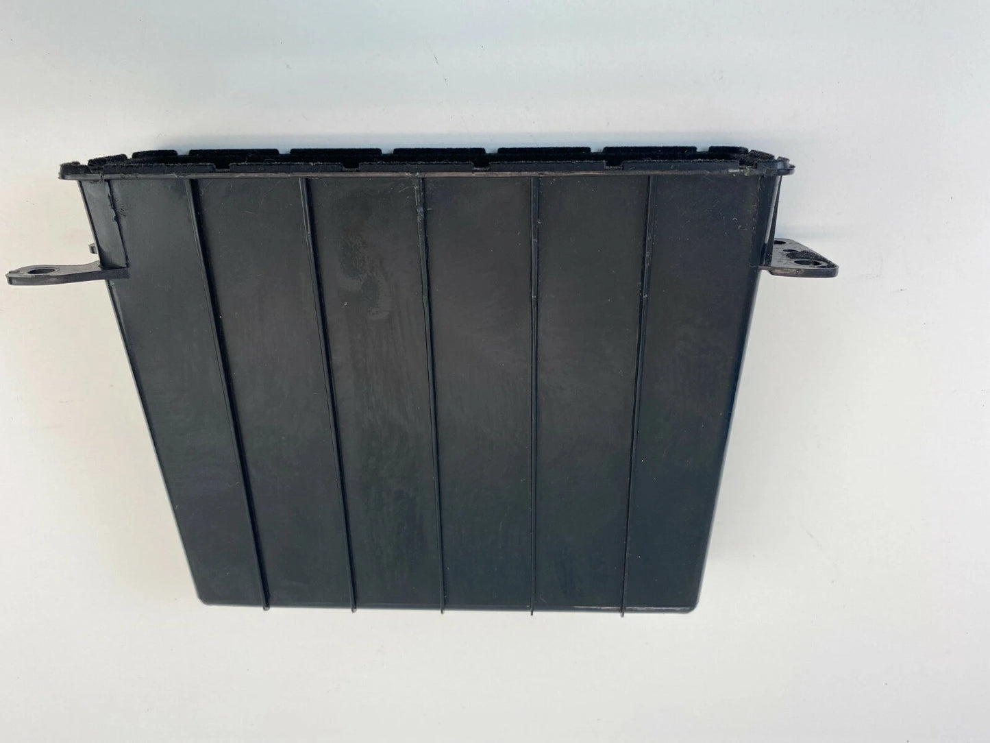 2004 2005 2006 KIA AMANTI GLOVE BOX STORAGE COMPARTMENT TRAY BOX OEM