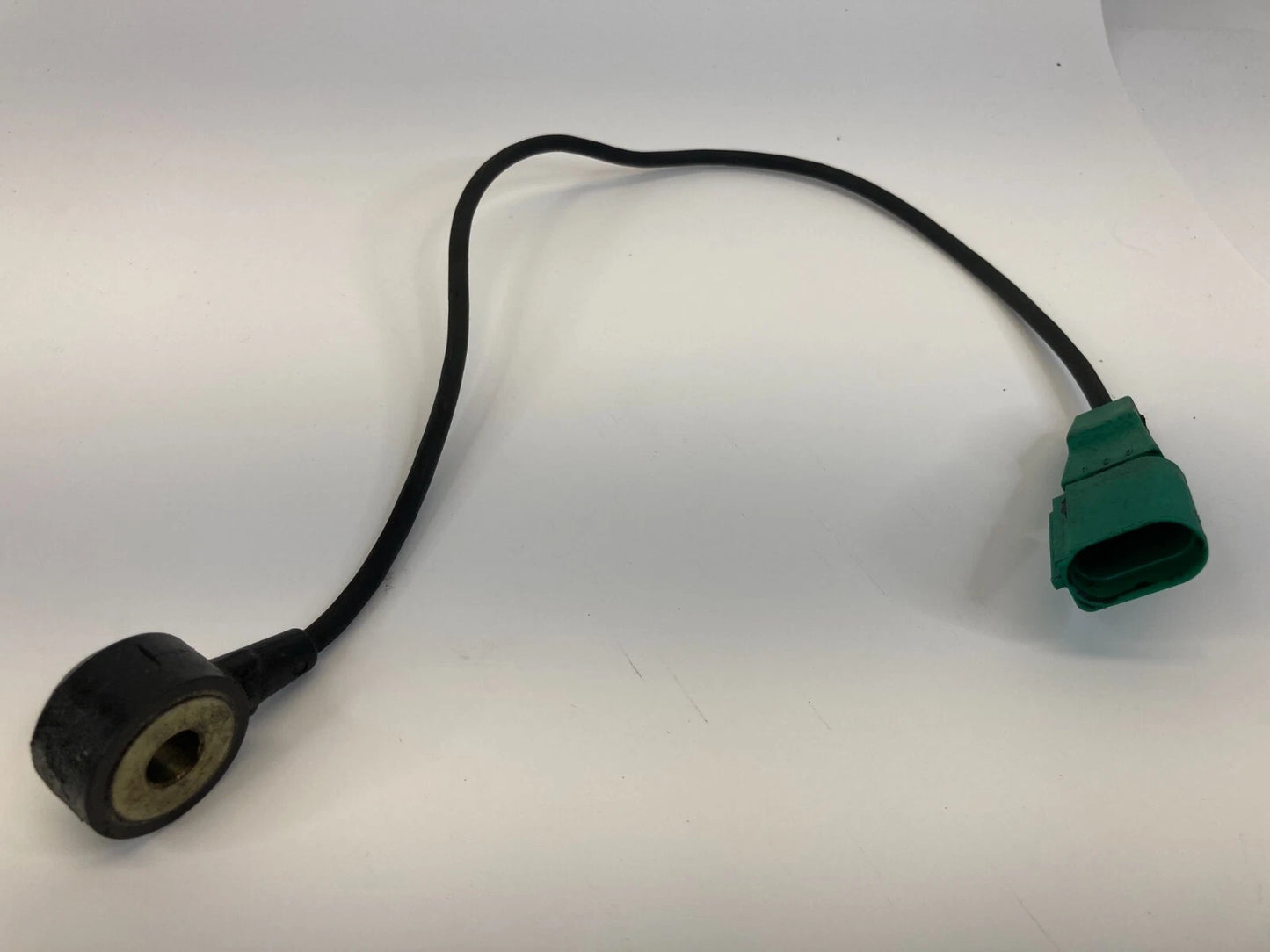 05-15 AUDI A6 QUATTRO 05-16 A4 QUATTRO FRONT ENGINE KNOCK DETONATION SENSOR OEM